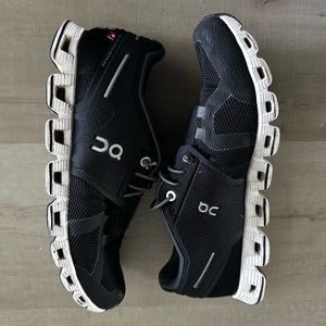 On Running Women’s Cloud 5 Black 7.5